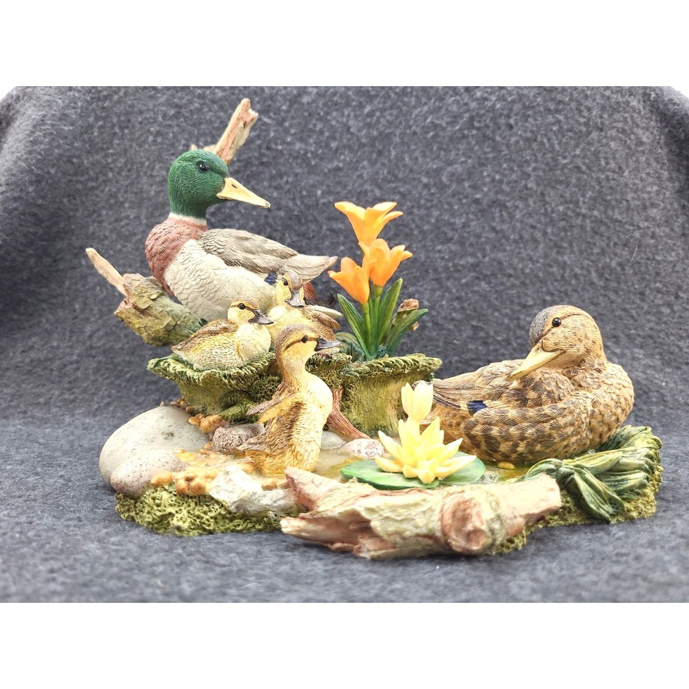 2001 Lenox Collection Watchful Gaze Family of Mallard Ducks In Pond No Wood Base